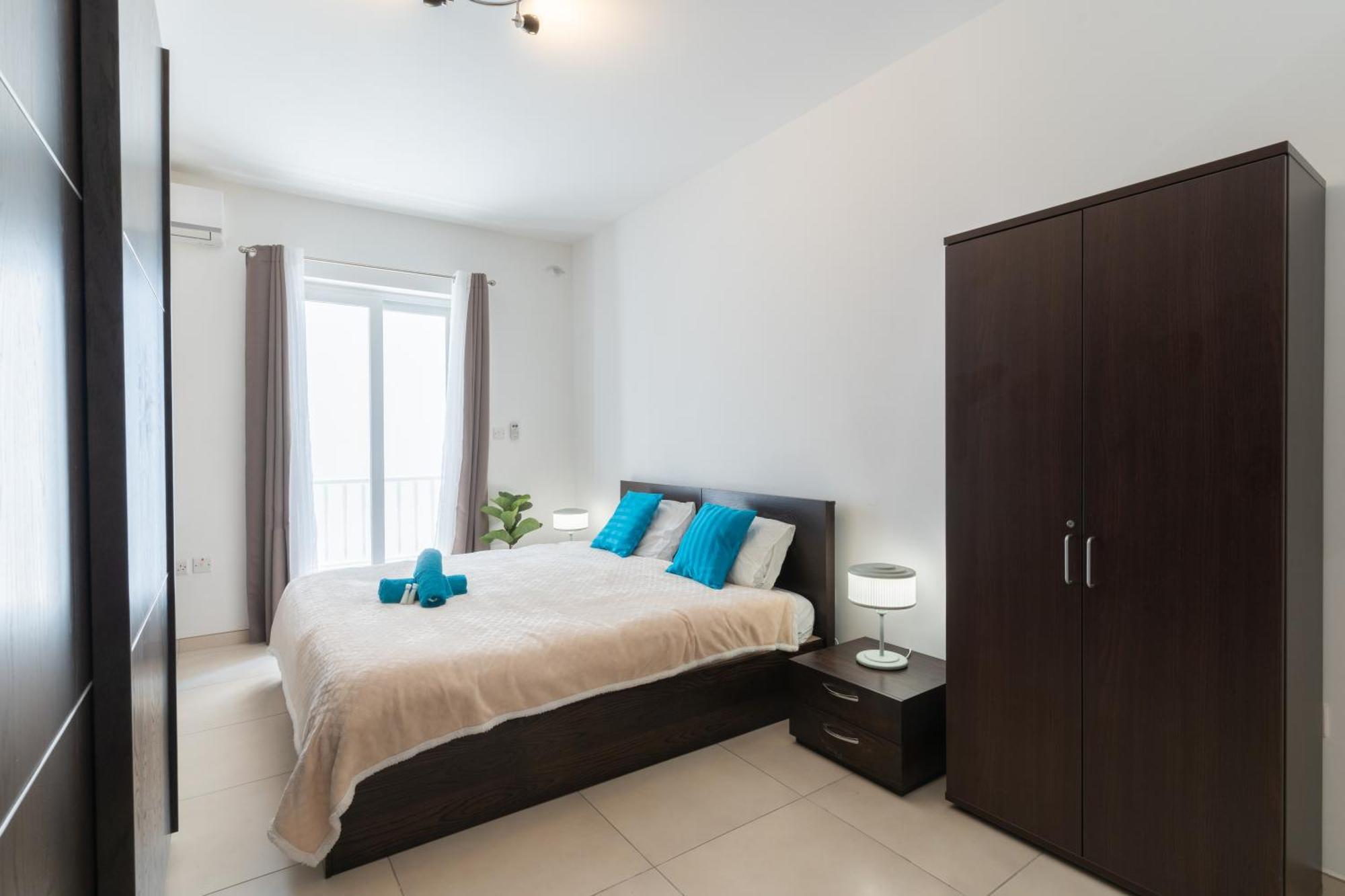 2 Bedroom In Central St Julians Prime Location In Paceville Apt 3 By Vaganza St. Julian's Exterior foto