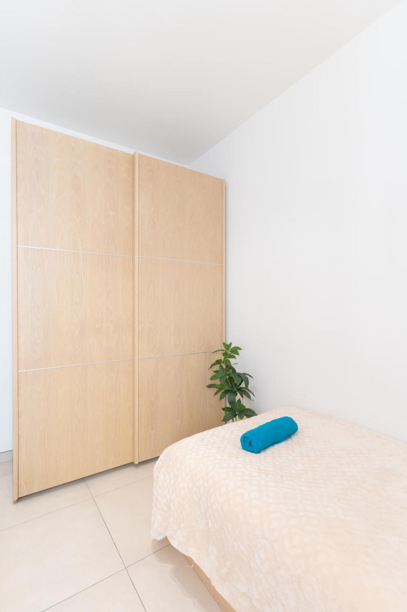 2 Bedroom In Central St Julians Prime Location In Paceville Apt 3 By Vaganza St. Julian's Exterior foto